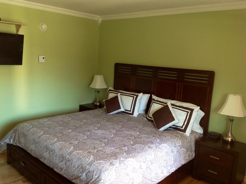 Parkside Inn Haines Junction Zewnętrze zdjęcie